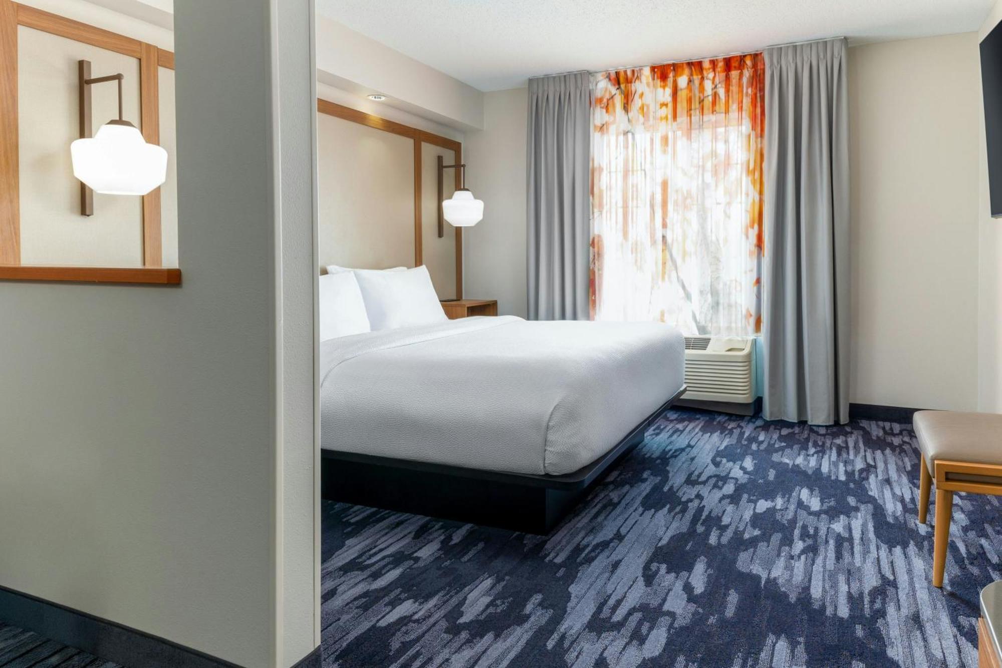 Fairfield Inn And Suites By Marriott Cincinnati Eastgate Exterior photo